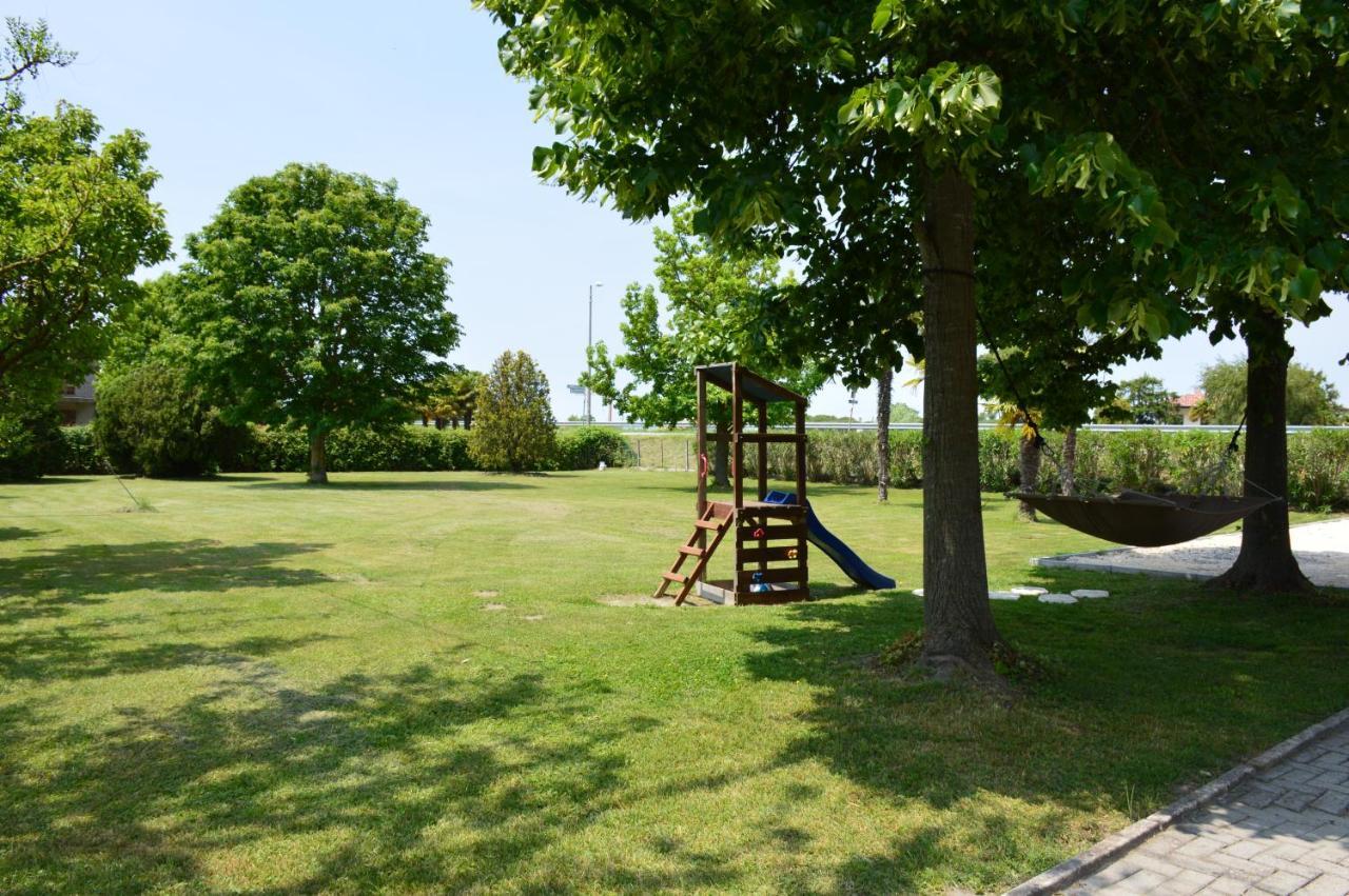 Villa Roma Holidays Jesolo Zewnętrze zdjęcie